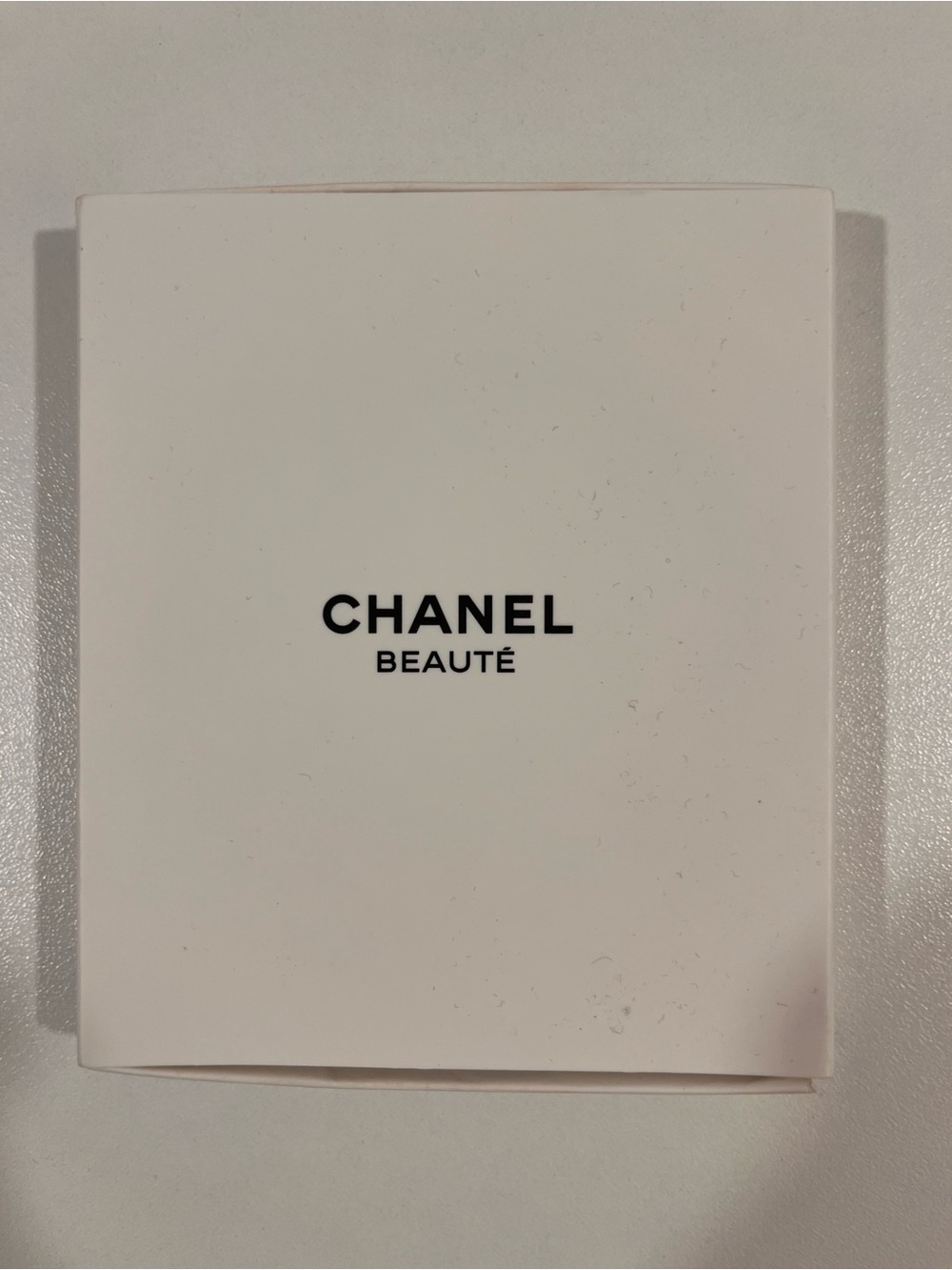 CHANEL Beauté Chanel Christmas Ornament 2025 Blue/gold 3 1/4" New